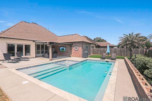 18387 Hidden Ridge Ct, Prairieville, LA 70769