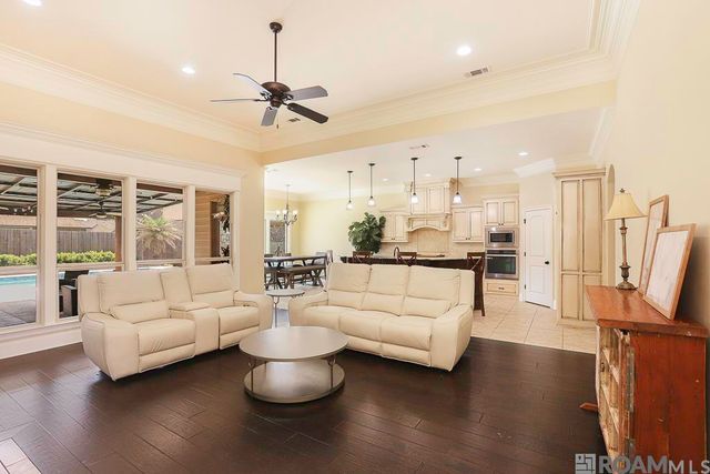 18387 Hidden Ridge Ct, Prairieville, LA 70769