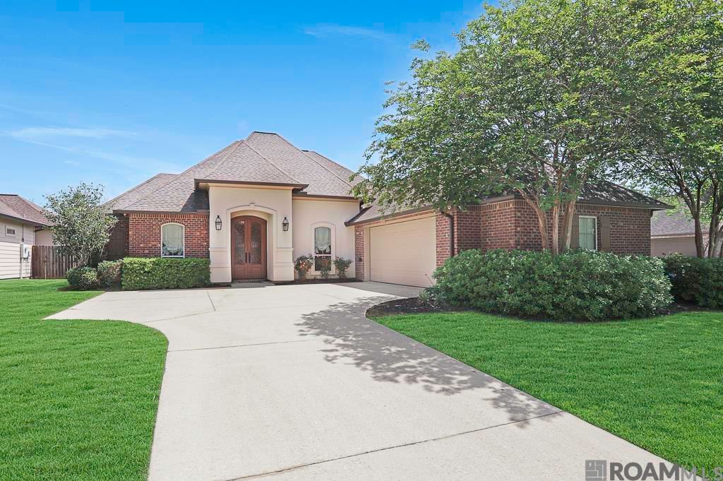 18387 Hidden Ridge Ct, Prairieville, LA 70769