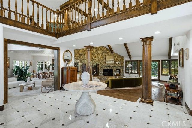 852 Peninsula Avenue, Claremont, CA 91711