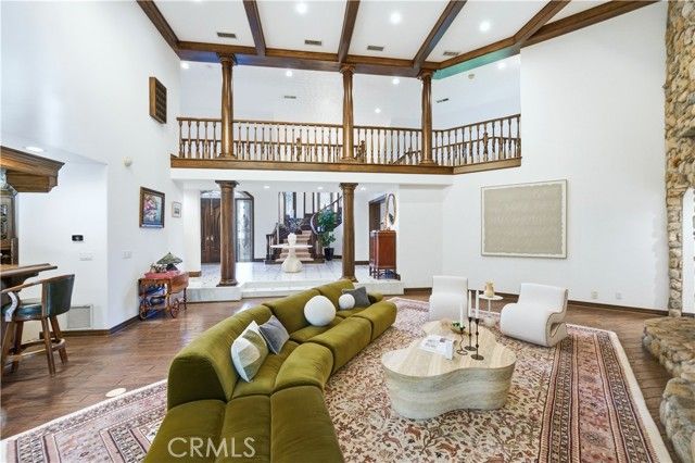 852 Peninsula Avenue, Claremont, CA 91711