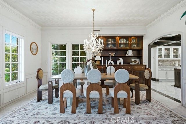 852 Peninsula Avenue, Claremont, CA 91711