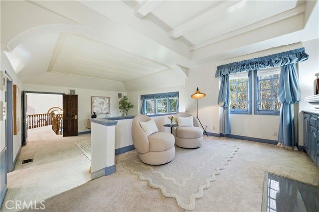 852 Peninsula Avenue, Claremont, CA 91711