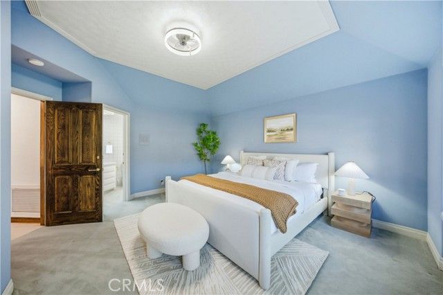 852 Peninsula Avenue, Claremont, CA 91711