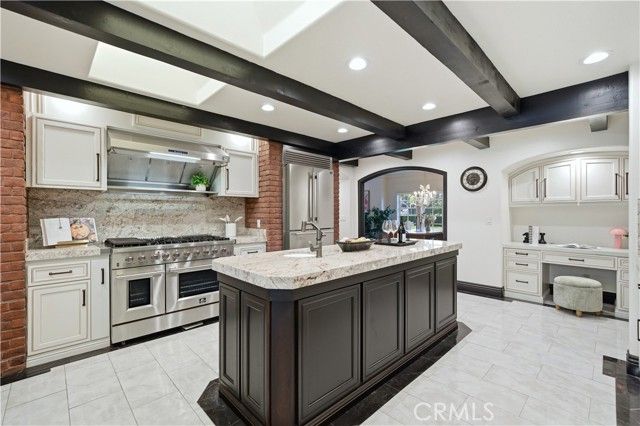 852 Peninsula Avenue, Claremont, CA 91711