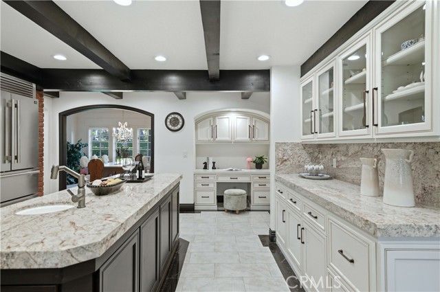 852 Peninsula Avenue, Claremont, CA 91711