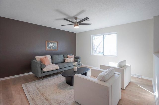 1704 S Taylor Circle, Olathe, KS 66062