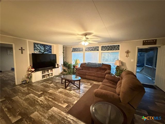 429 Buck Run Pass, Canyon Lake, TX 78133