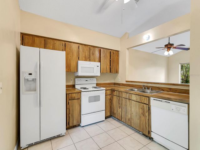 10425 RIVA RIDGE TRAIL, Orlando, FL 32817