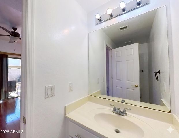 7206 S 12TH Way, Phoenix, AZ 85042