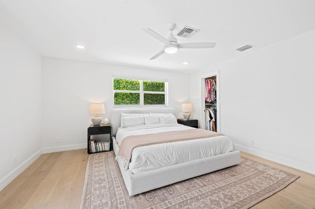 44 FORT ROYAL Isle, Fort Lauderdale, FL 33308