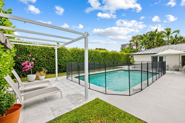 44 FORT ROYAL Isle, Fort Lauderdale, FL 33308
