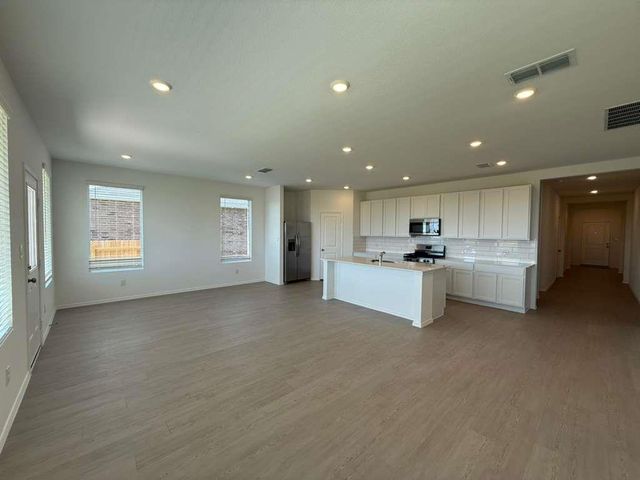 191 Rodney Boat RD, Kyle, TX 78640