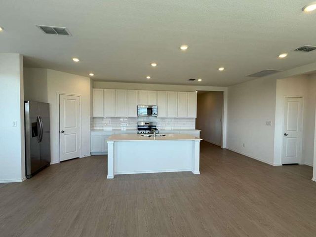 191 Rodney Boat RD, Kyle, TX 78640