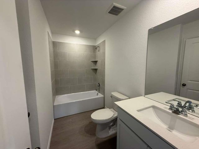 191 Rodney Boat RD, Kyle, TX 78640