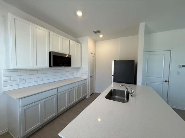 191 Rodney Boat RD, Kyle, TX 78640