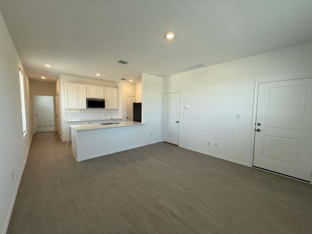 191 Rodney Boat RD, Kyle, TX 78640