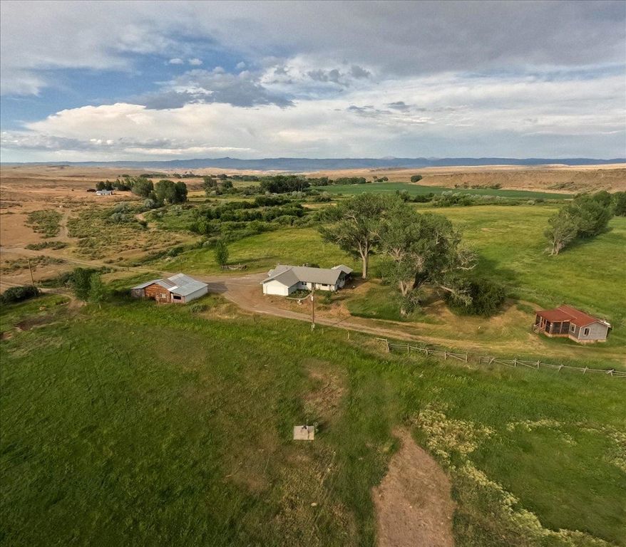 1520 Hwy 31, Hyattville, WY 82428 photo 2