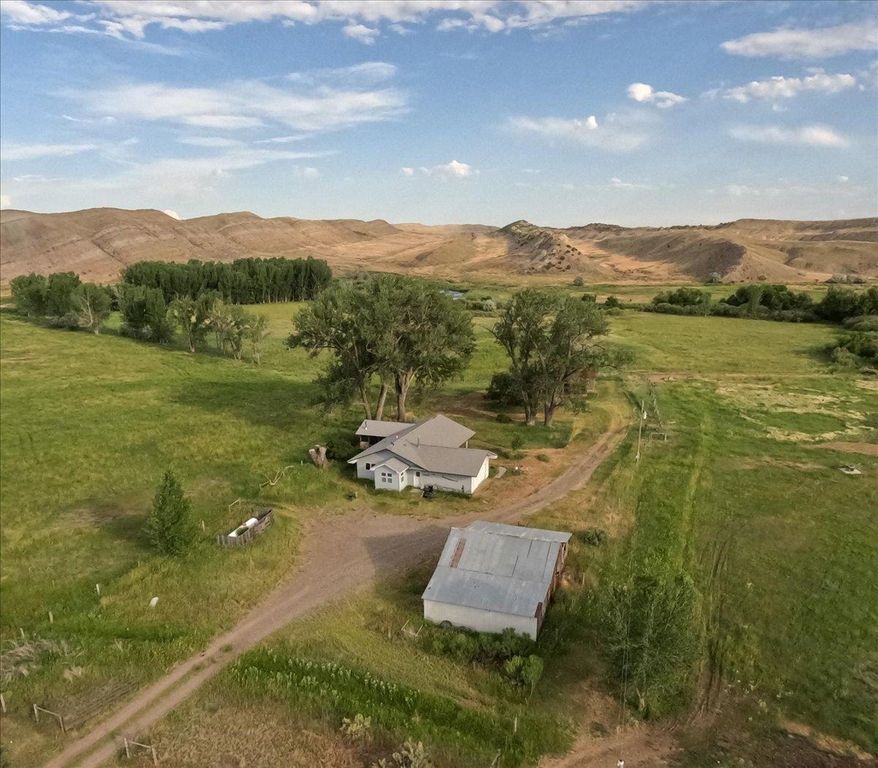 1520 Hwy 31, Hyattville, WY 82428 photo 12