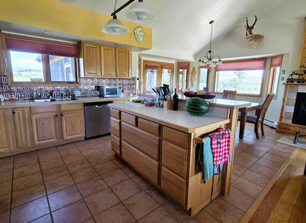 1520 Hwy 31, Hyattville, WY 82428 photo 20