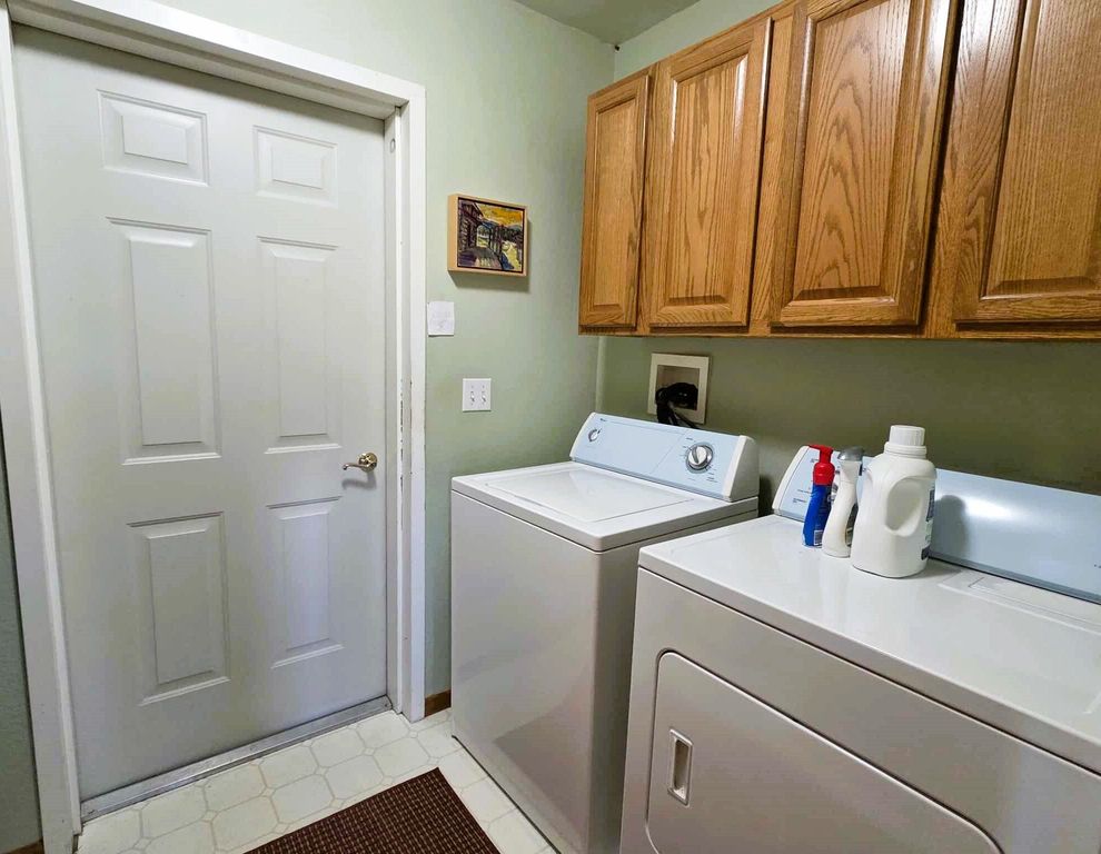 1520 Hwy 31, Hyattville, WY 82428 photo 29