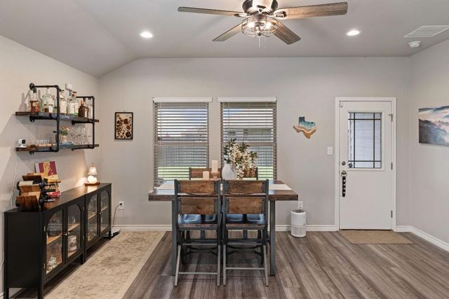 1218 Carnaby, Corpus Christi, TX 78415