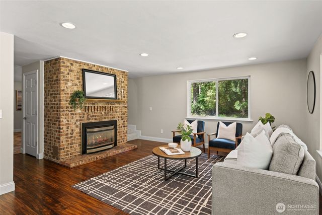 15408 14th Avenue NW, Gig Harbor, WA 98332