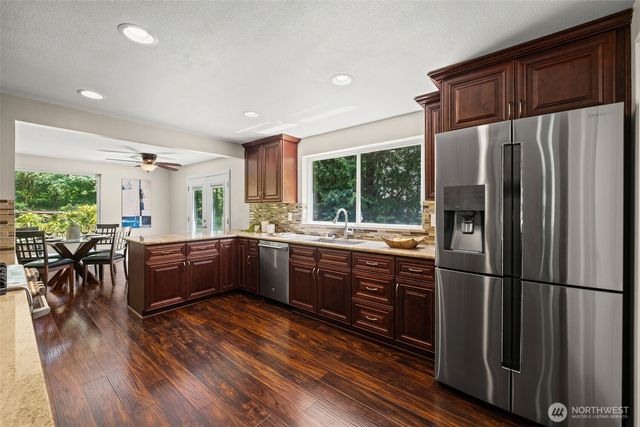15408 14th Avenue NW, Gig Harbor, WA 98332