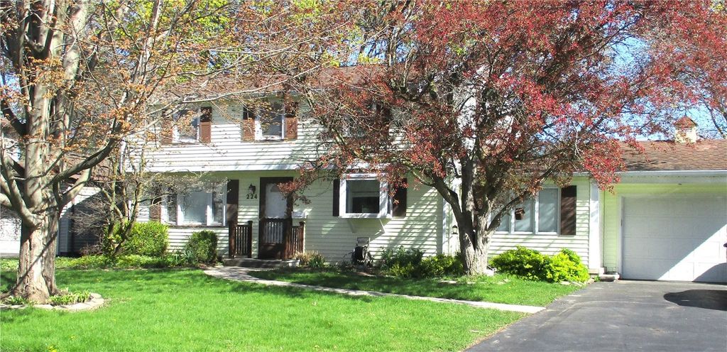 224 Saint Johns Drive, Greece, NY 14626