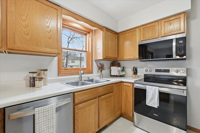 6210 Tiller Trail, Madison, WI 53719