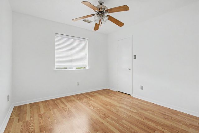 16227 Affirmed Way, Friendswood, TX 77546