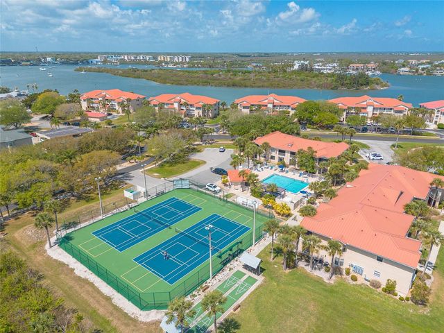 402 BOUCHELLE DRIVE 204, New Smyrna Beach, FL 32169