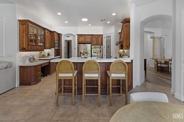 12606 Bickerstaff Drive, Bakersfield, CA 93311