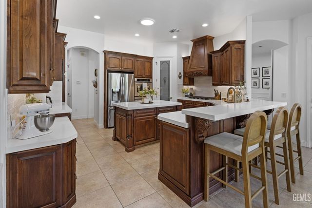 12606 Bickerstaff Drive, Bakersfield, CA 93311