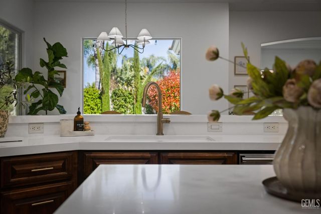 12606 Bickerstaff Drive, Bakersfield, CA 93311