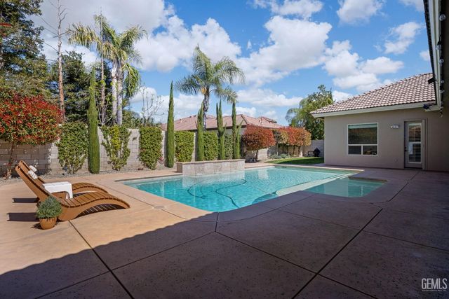 12606 Bickerstaff Drive, Bakersfield, CA 93311