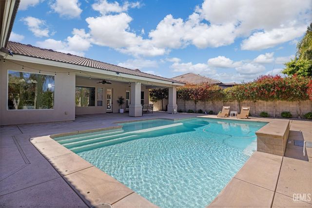 12606 Bickerstaff Drive, Bakersfield, CA 93311