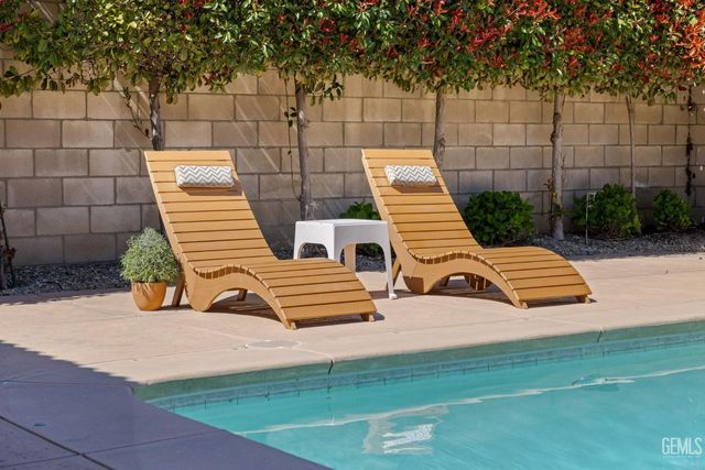 12606 Bickerstaff Drive, Bakersfield, CA 93311