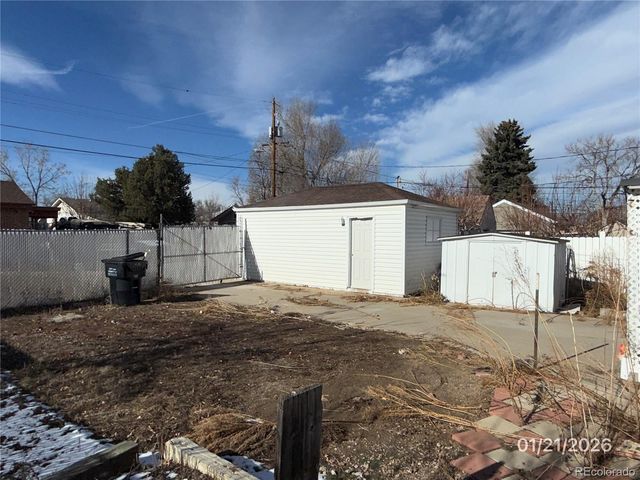 435 Perry Street, Denver, CO 80204