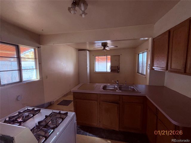 435 Perry Street, Denver, CO 80204