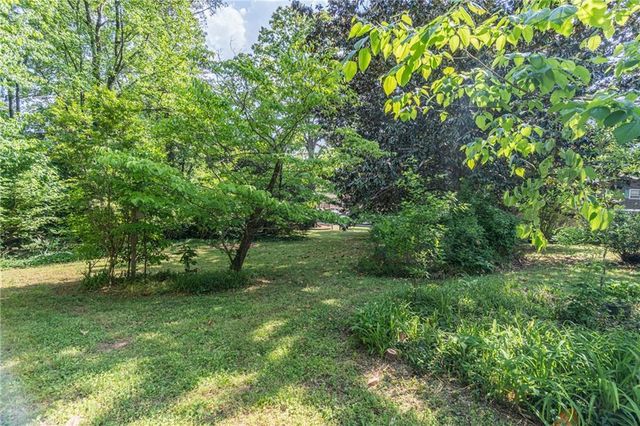 4582 Ridgeland Drive SW, Lilburn, GA 30047