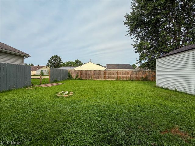 7422 Sierra Madre, Boardman, OH 44512