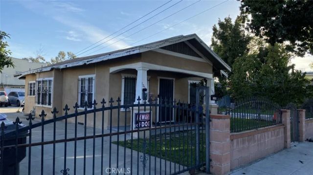 1044 E 17th Street, Long Beach, CA 90813