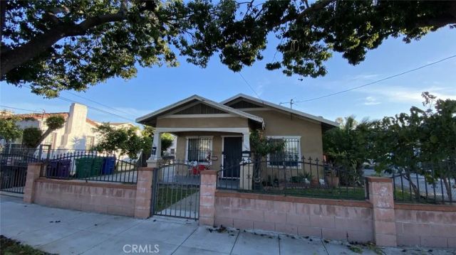 1044 E 17th Street, Long Beach, CA 90813