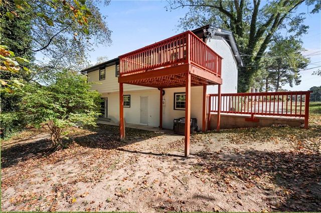 1969 Valley Ridge Drive SW, Atlanta, GA 30331