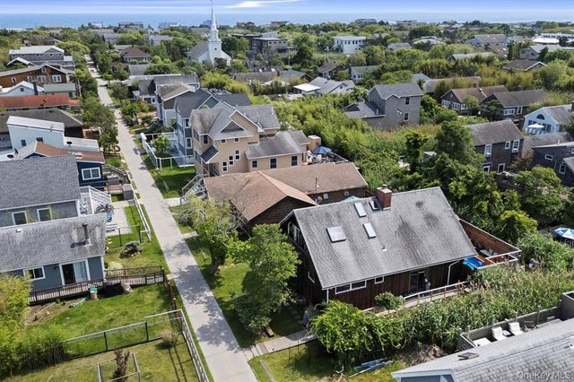17 Bungalow Walk, Ocean Beach, NY 11770
