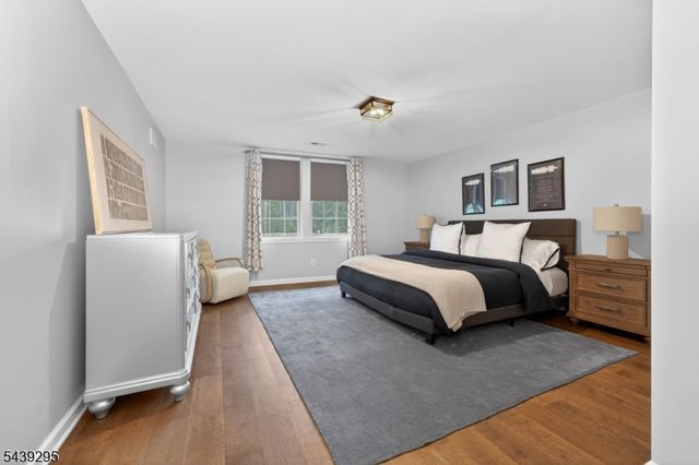 27 Redmon Road, Raritan Twp., NJ 08822