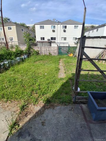 636 Logan Avenue, Bronx, NY 10465