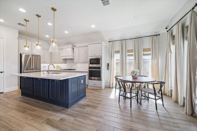 1907 Creekwood Cove, Missouri City, TX 77459