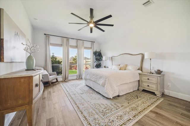 1907 Creekwood Cove, Missouri City, TX 77459